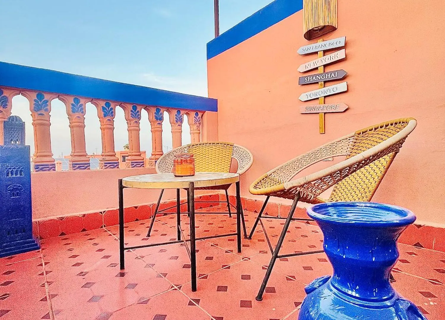 Apartment With Ac, Patio And Rooftop Appartement Climatise Avec Patio Et Toit Terrasse Marrakesh Maroc