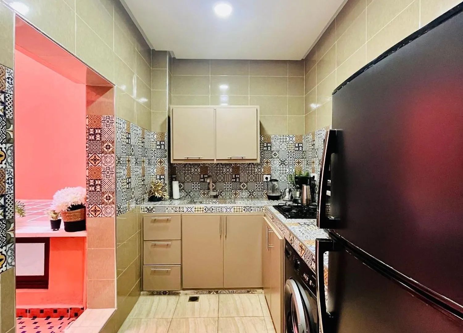 Apartment With Ac, Patio And Rooftop Appartement Climatise Avec Patio Et Toit Terrasse Marrakesch