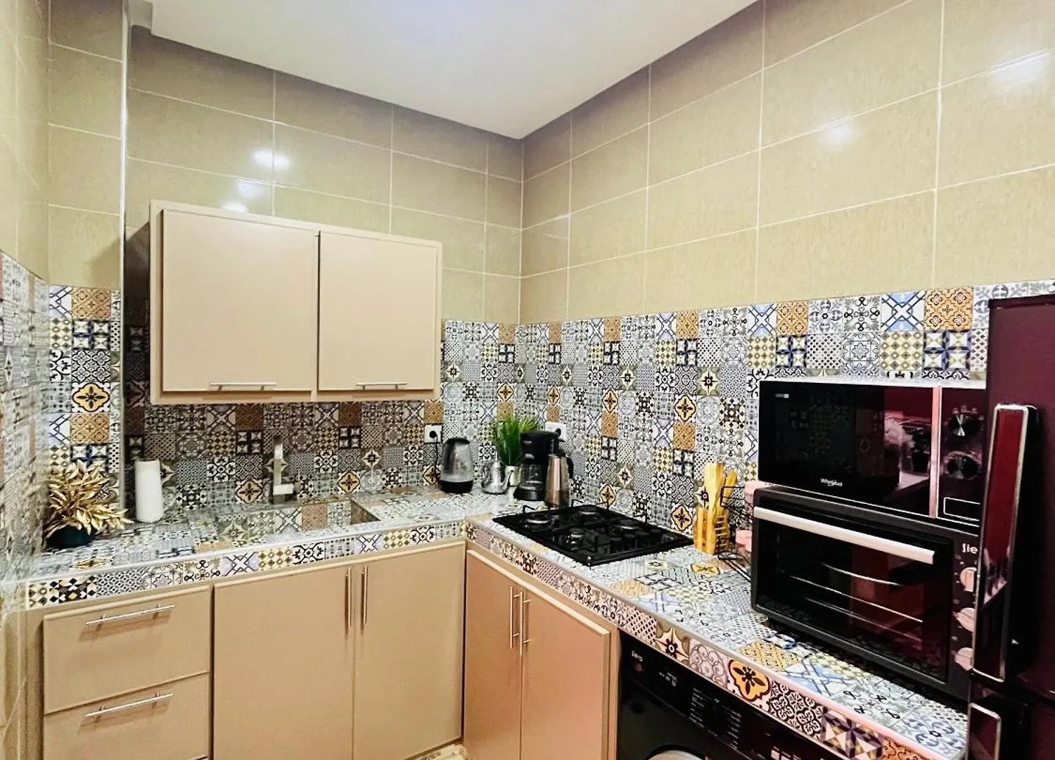 Apartment With Ac, Patio And Rooftop Appartement Climatise Avec Patio Et Toit Terrasse Marrakesch